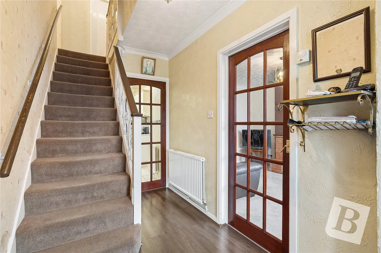 Vauxhall Close, Northfleet, DA11, photo 13