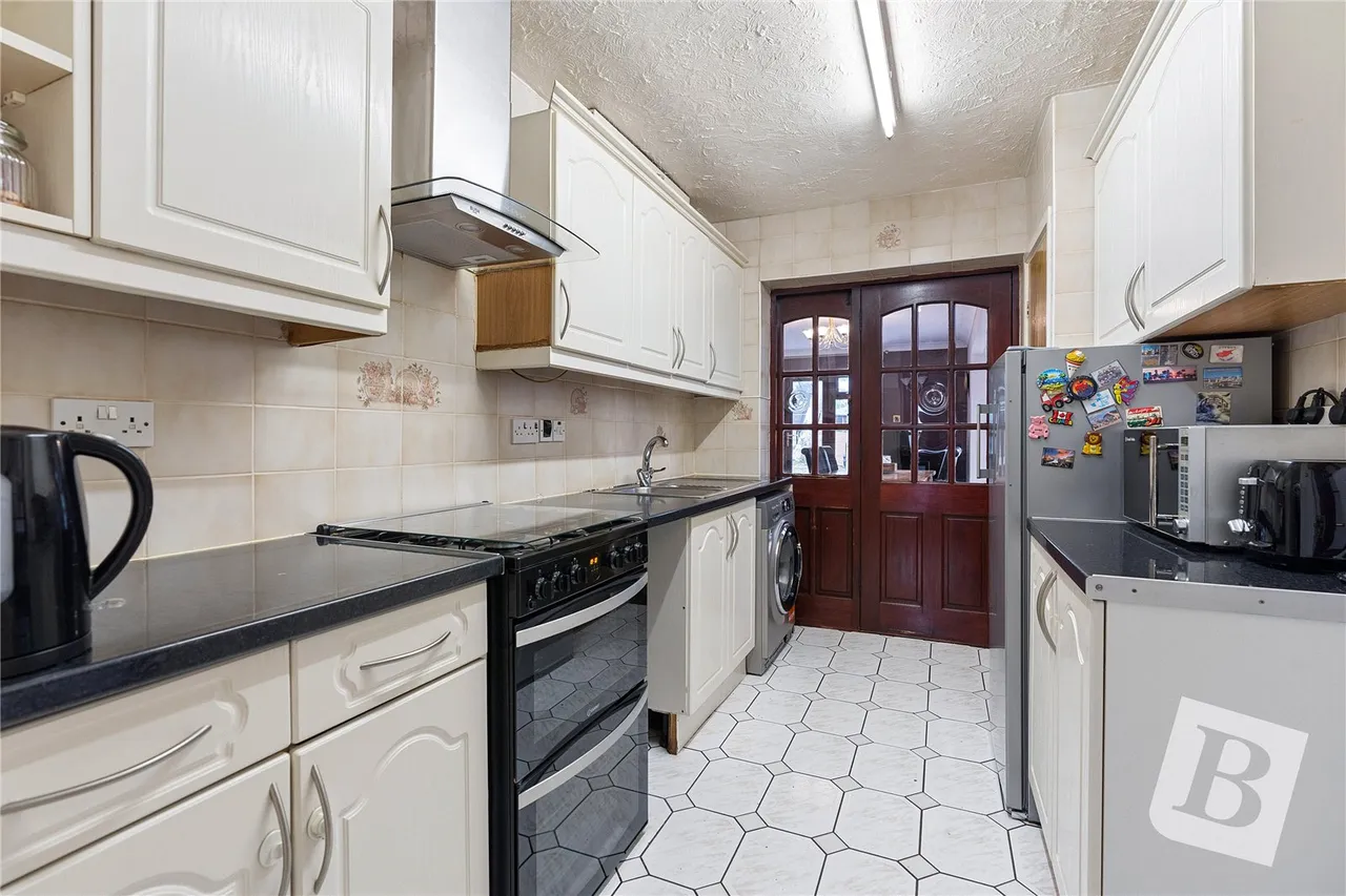 Vauxhall Close, Northfleet, DA11, photo 12