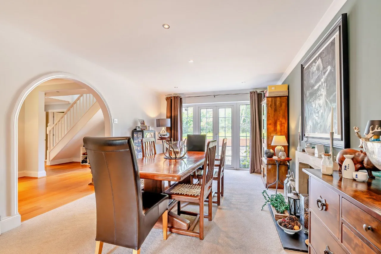 Beckfords, Upper Basildon, Reading, RG8 8PB, photo 8