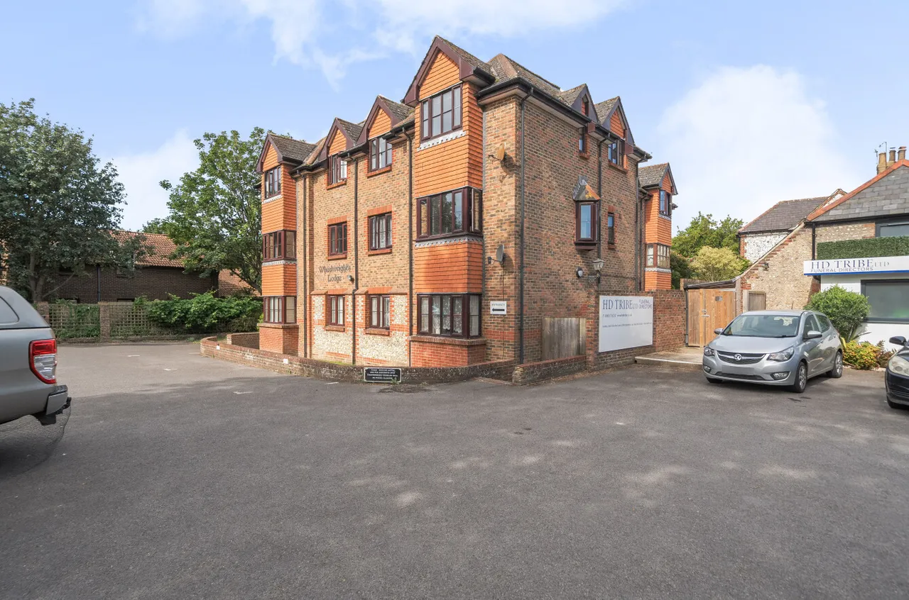 1 bed flat for sale, West Street, Sompting, BN15