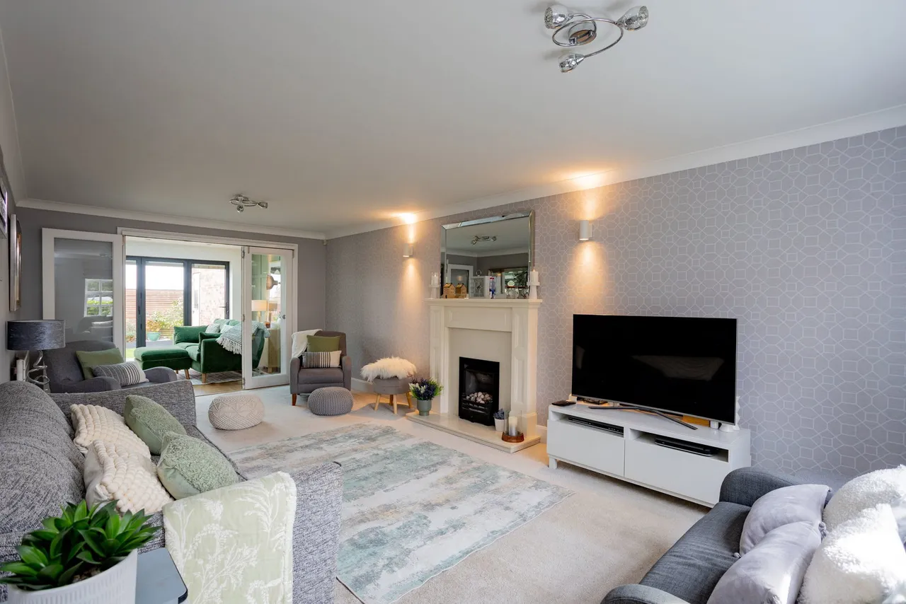 Hall Close, Wheldrake, YO19, photo 11
