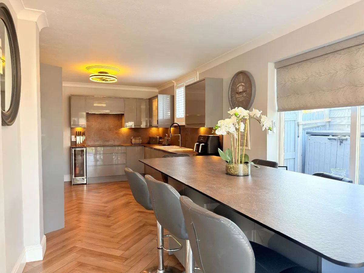 Hartsdown Road, Margate, Kent, CT9 5QP, photo 4
