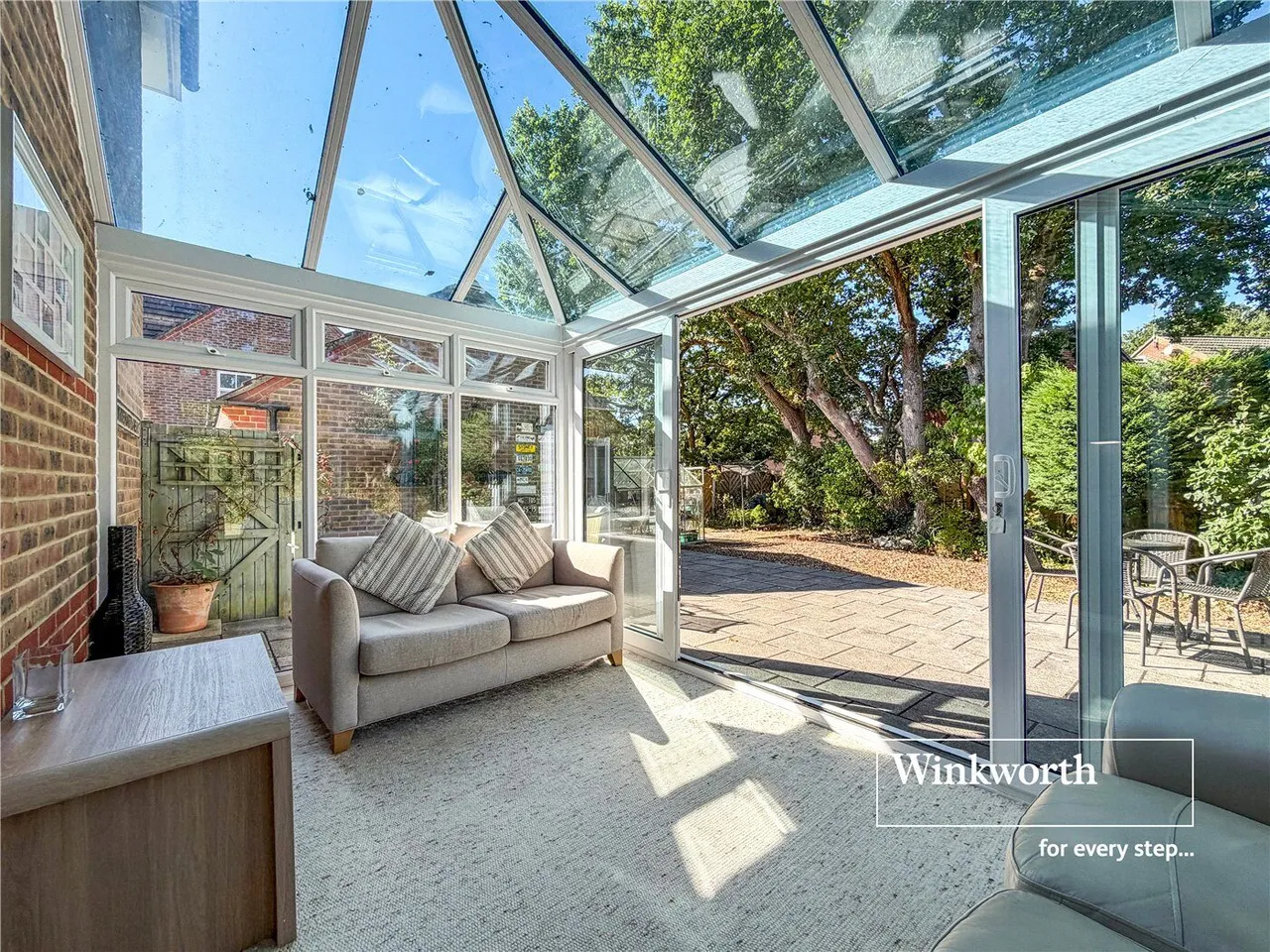 Casterbridge Road, Ferndown, BH22, photo 9