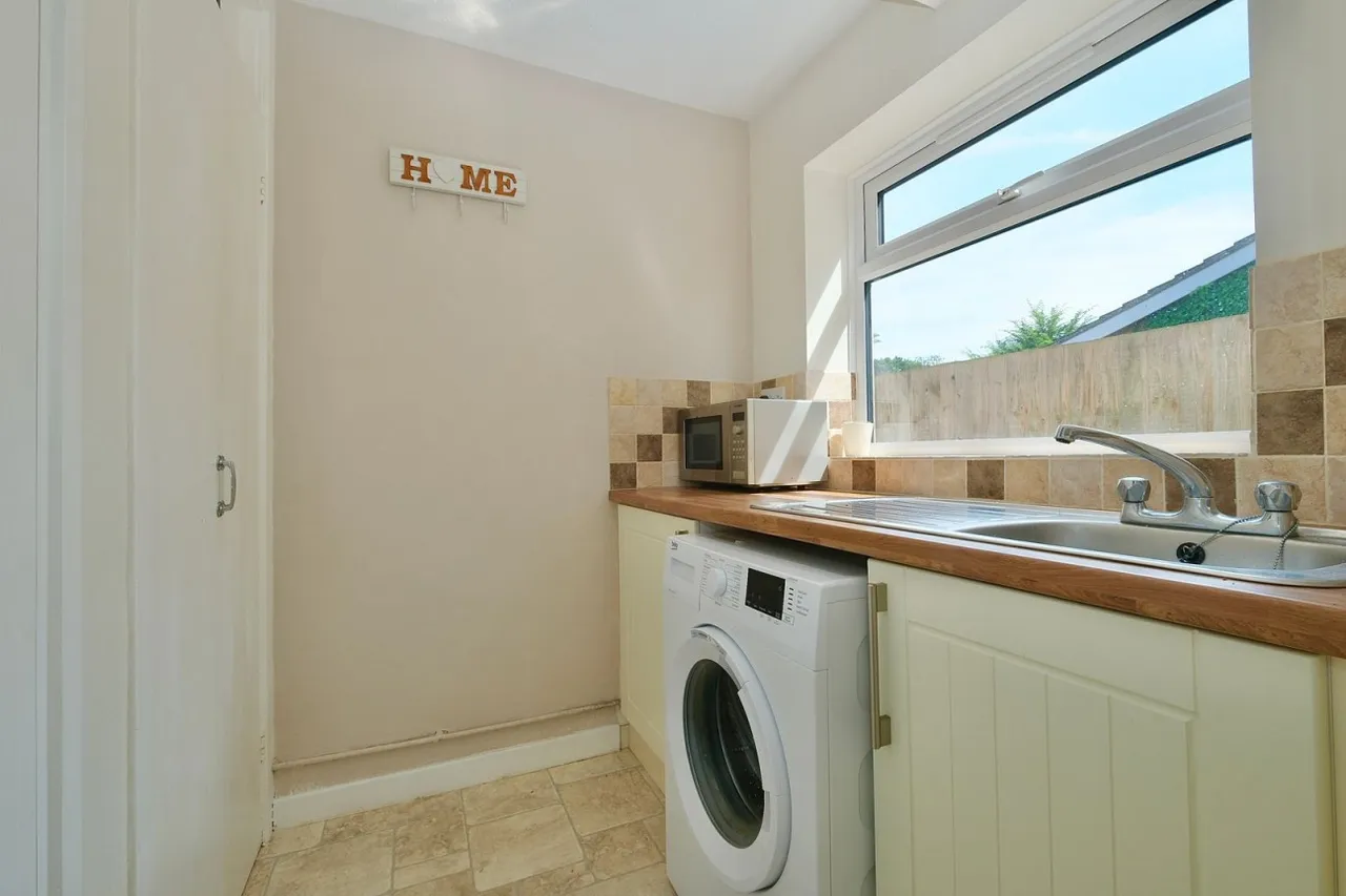 Ashton Close, Needingworth, PE27, photo 5