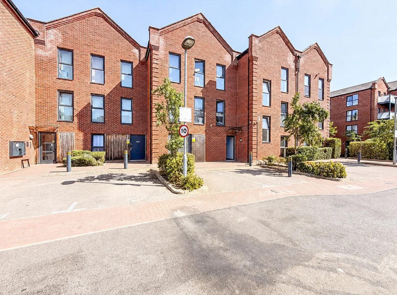 Otter Way, West Drayton, UB7, photo 11