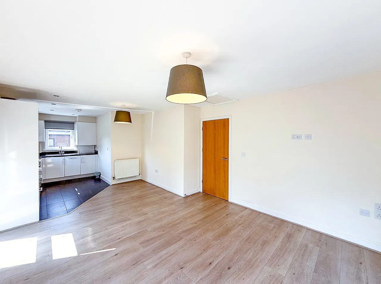 Otter Way, West Drayton, UB7, photo 3