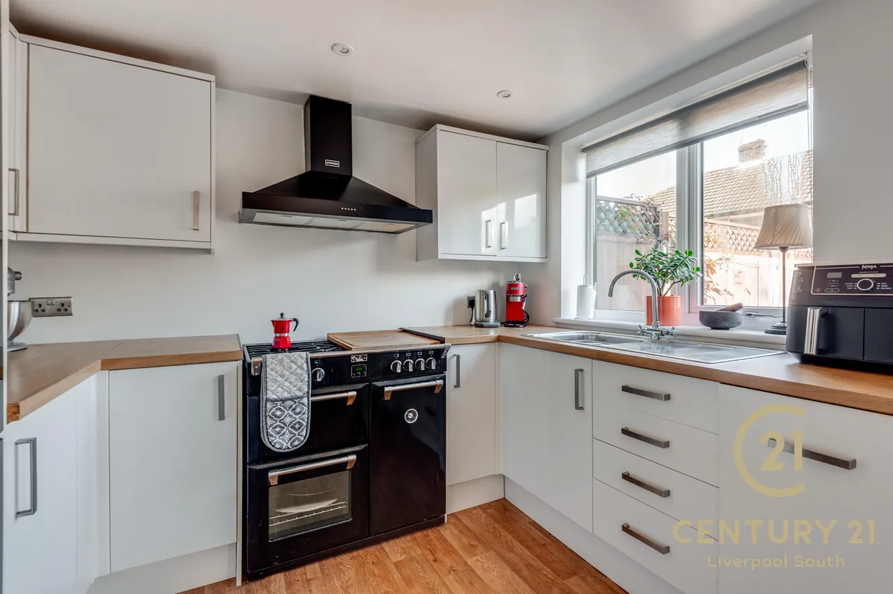 Speke Road, Woolton, L25, photo 13