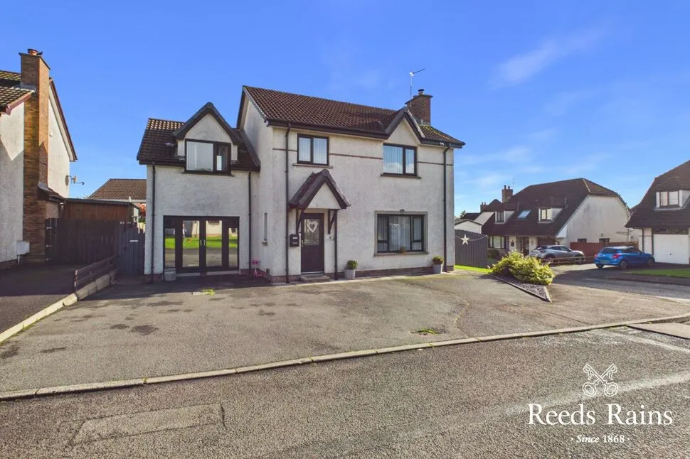 5 bed house for sale, Brackenridge Green, Carrickfergus, BT38