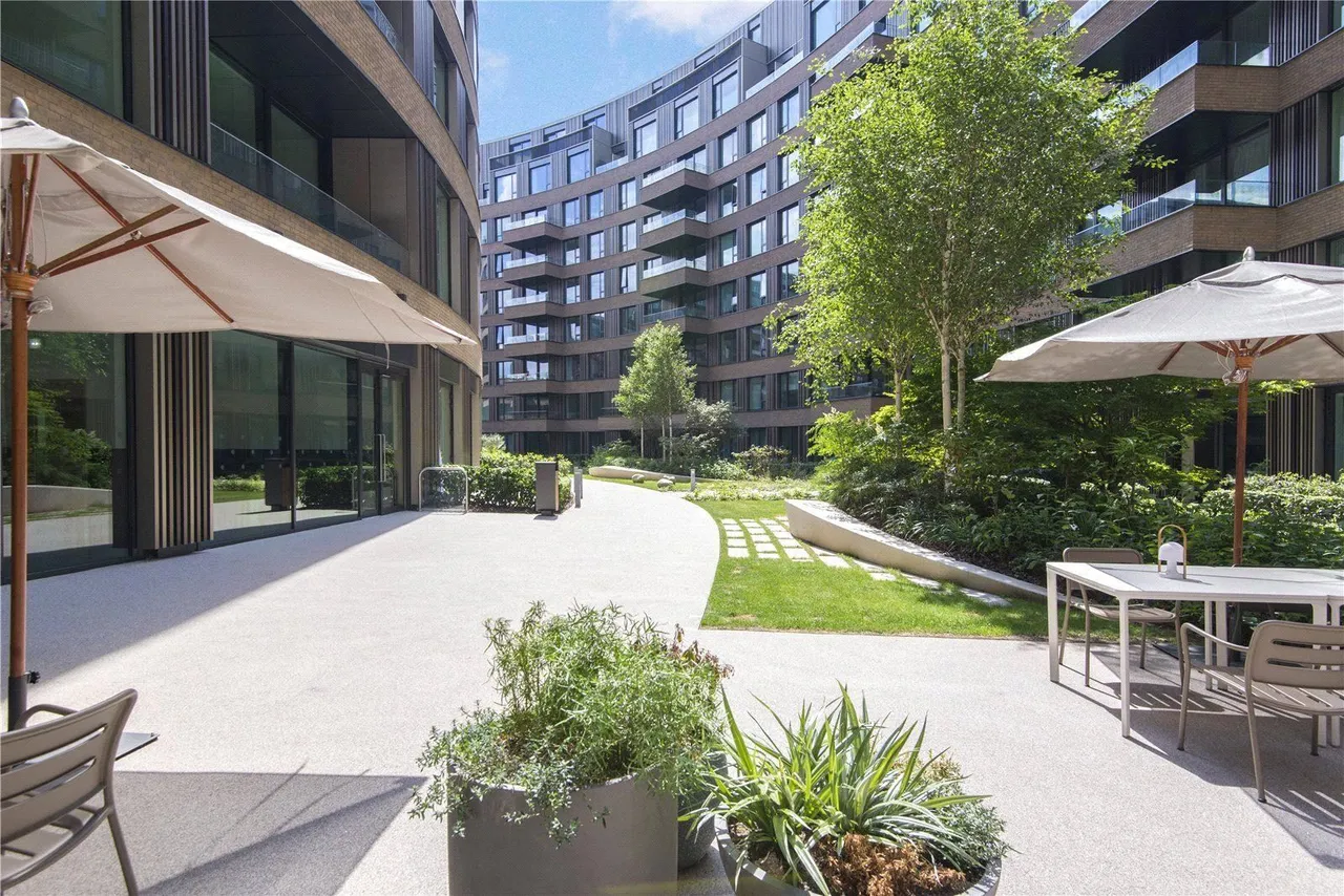 Wood Crescent, 101 Wood Lane, Hammersmith, London, W12 7GS, photo 6