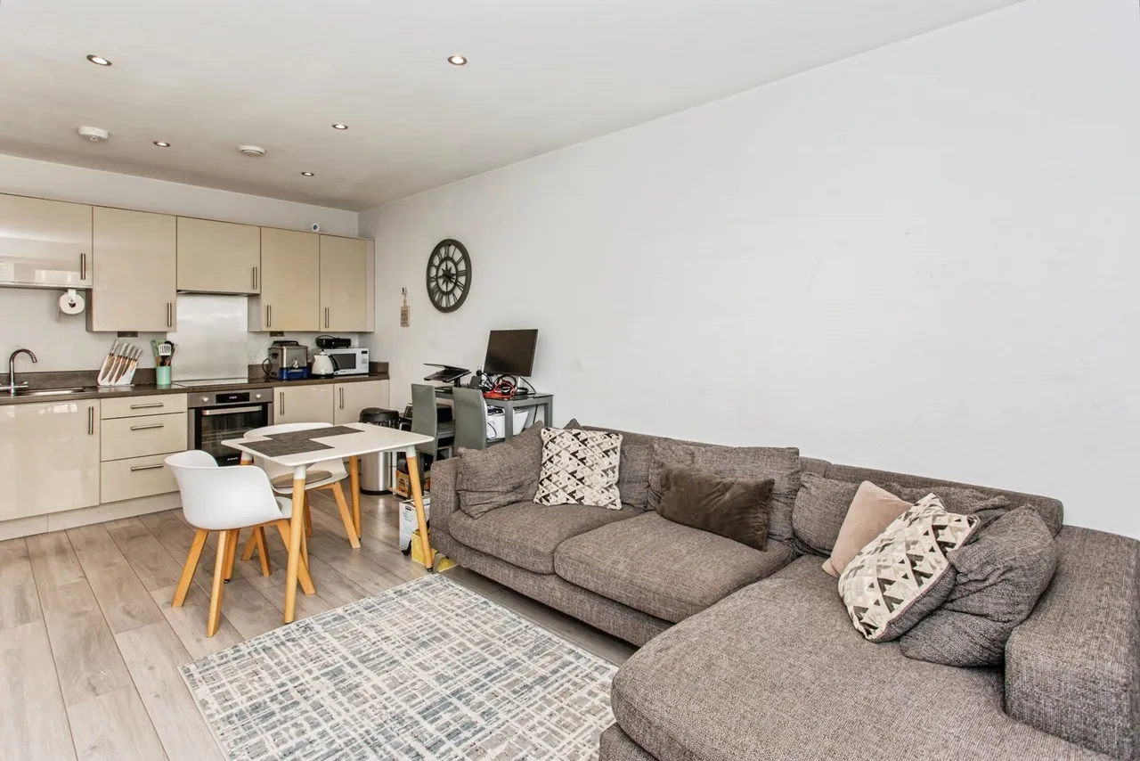 Victoria Avenue, Southend-on-Sea, Essex, SS2, photo 4