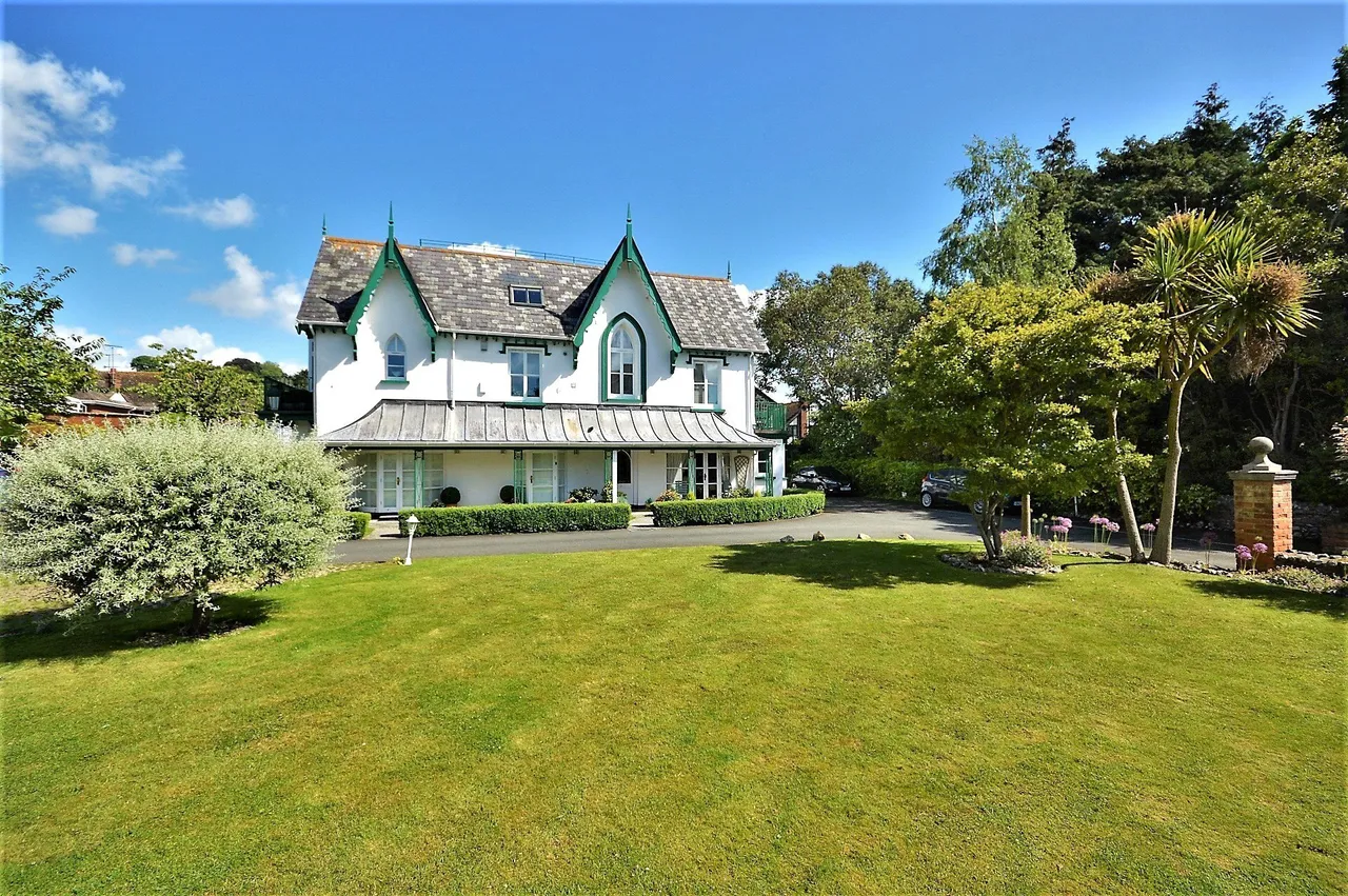 3 bed property for sale — Green Gables, All Saints Road, Sidmouth, Devon, EX10