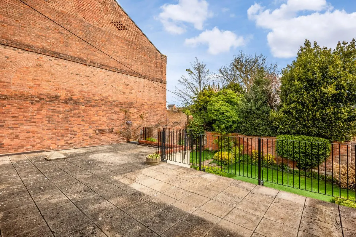 High Street, Warwick, CV34, photo 33