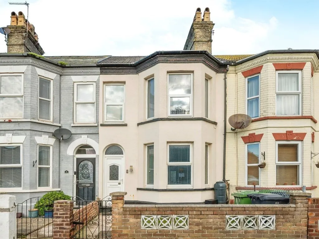3 bed house for sale — Gordon Road, Great Yarmouth