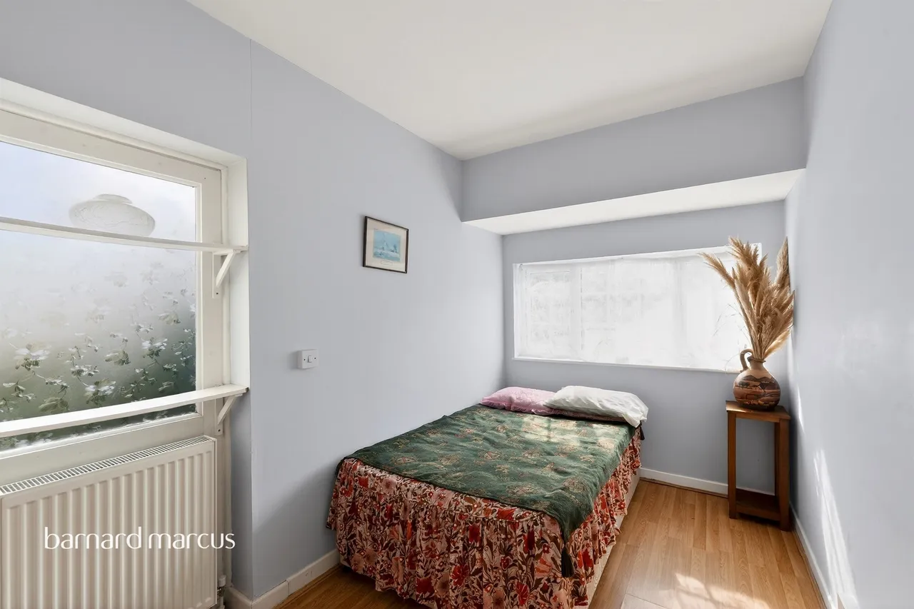 Upper Richmond Road West, Richmond, TW10, photo 7
