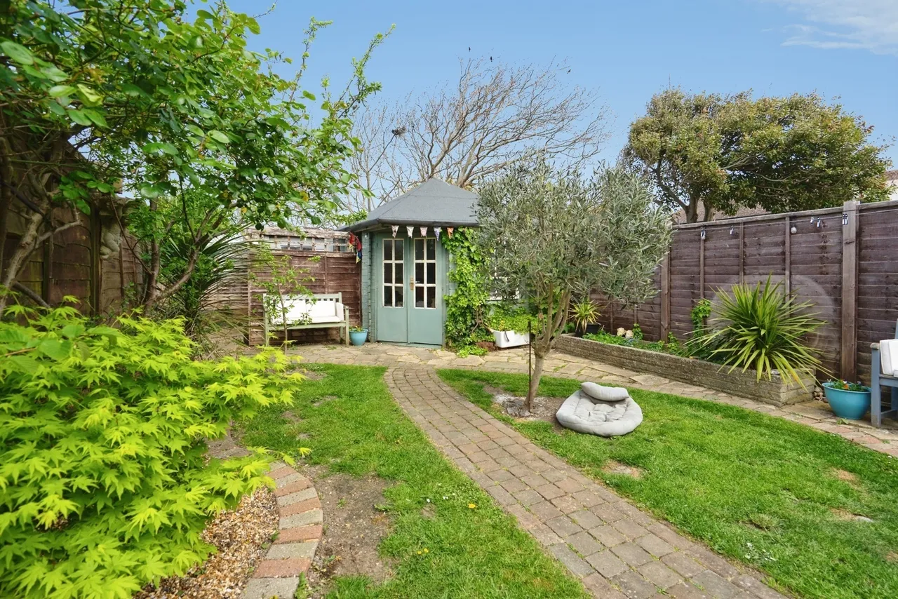West Way, Lancing, BN15, photo 18