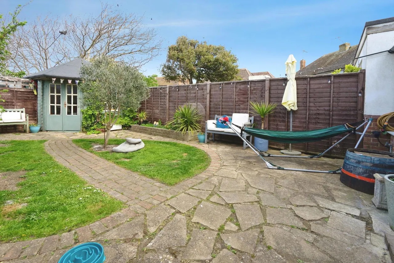 West Way, Lancing, BN15, photo 16