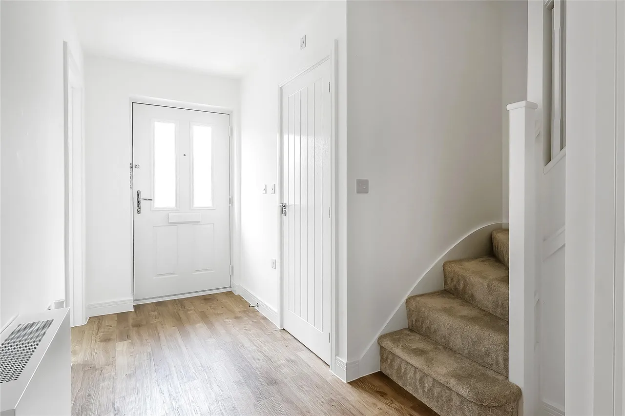 Pyrcroft Road, Chertsey, KT16, photo 16