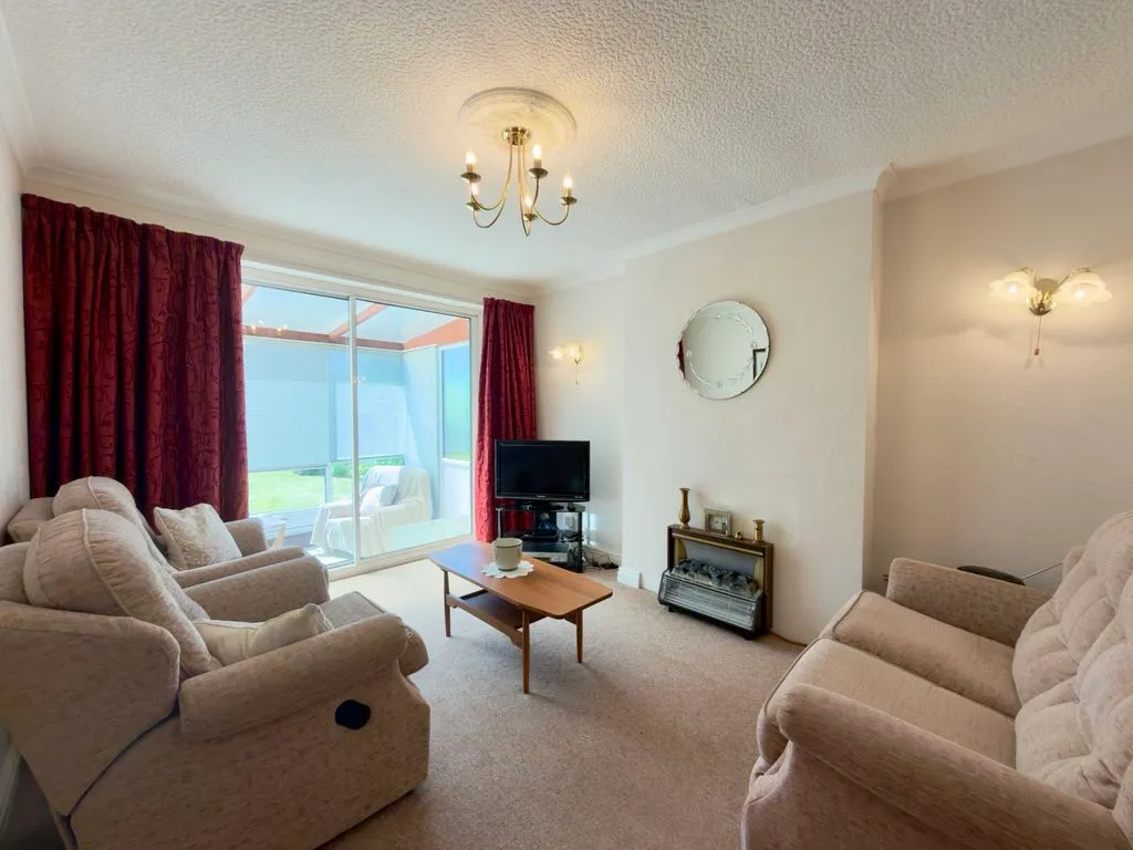 For SaleSutton Lane, Adlington, photo 2