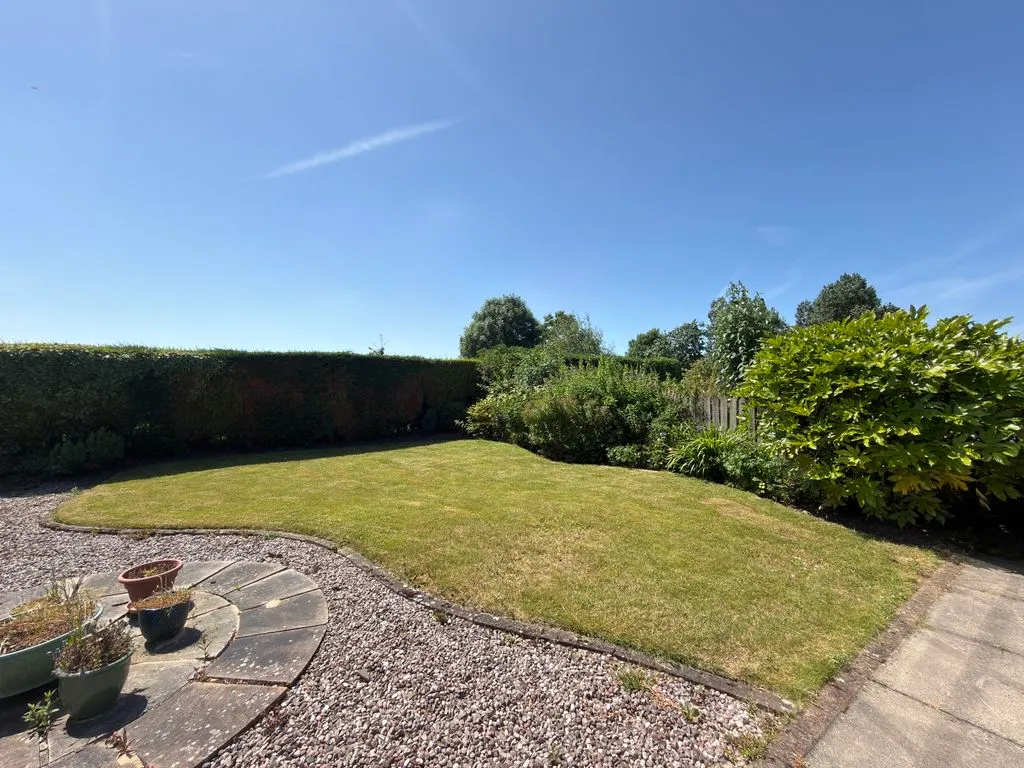For SaleSutton Lane, Adlington, photo 3