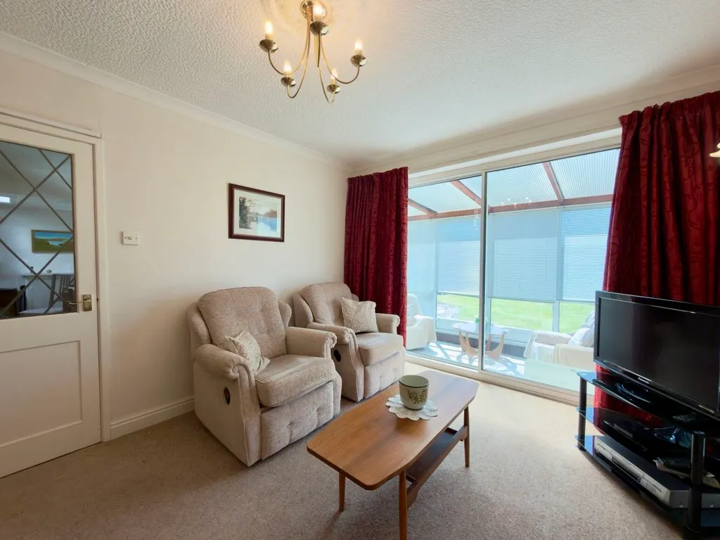 For SaleSutton Lane, Adlington, photo 5