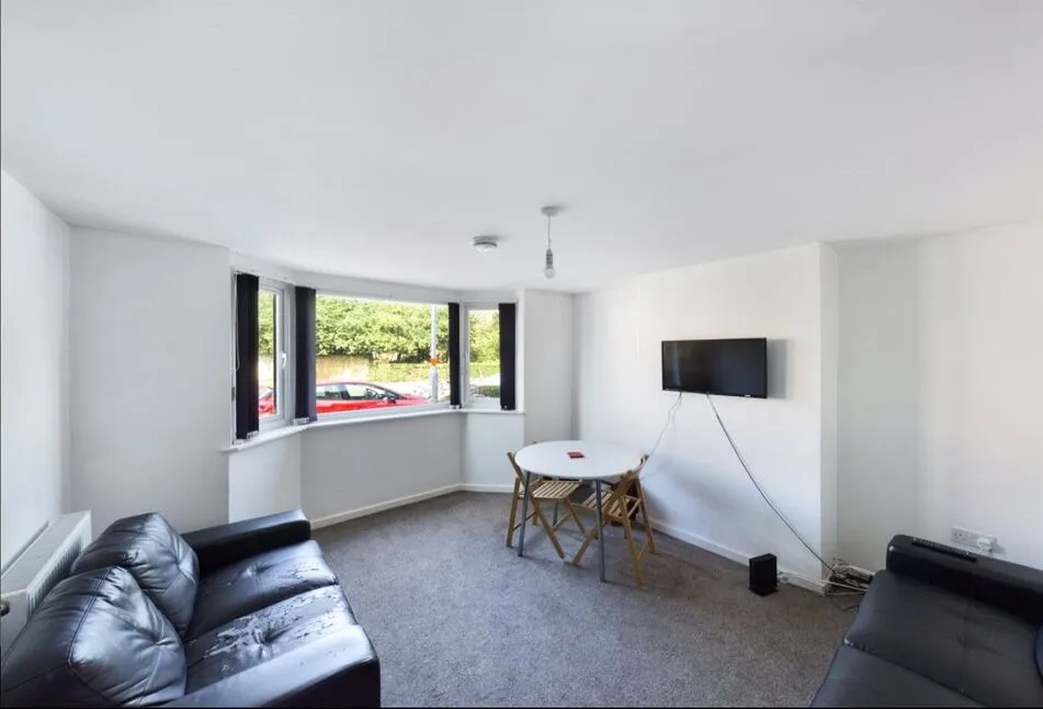 Towcester Road, Northampton, NN4, photo 4