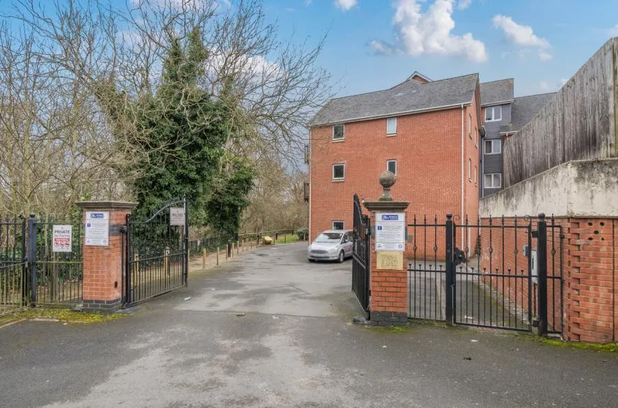 Mill Street, Evesham, WR11, photo 9