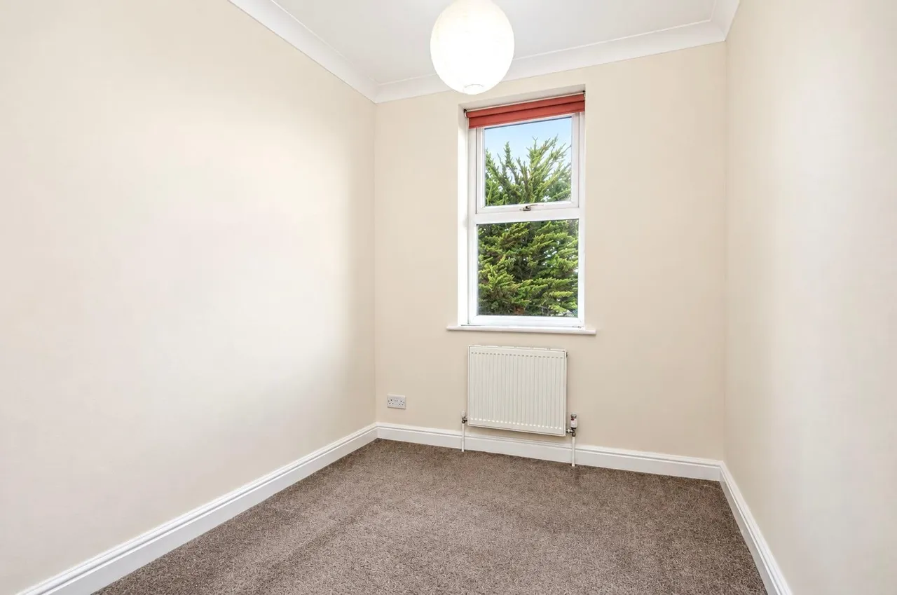 Brookwood Avenue, Eastleigh, SO50, photo 7