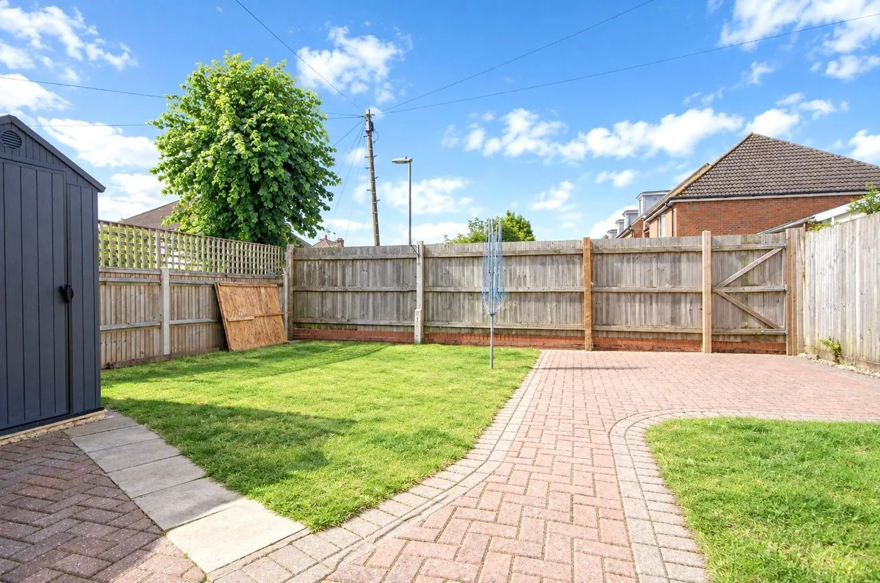 Brookwood Avenue, Eastleigh, SO50, photo 9