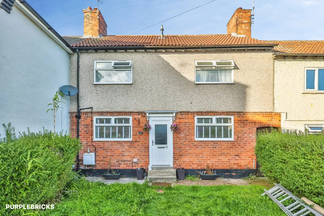 3 bed house for sale, The Quadrangle, Newstead Village, NG15