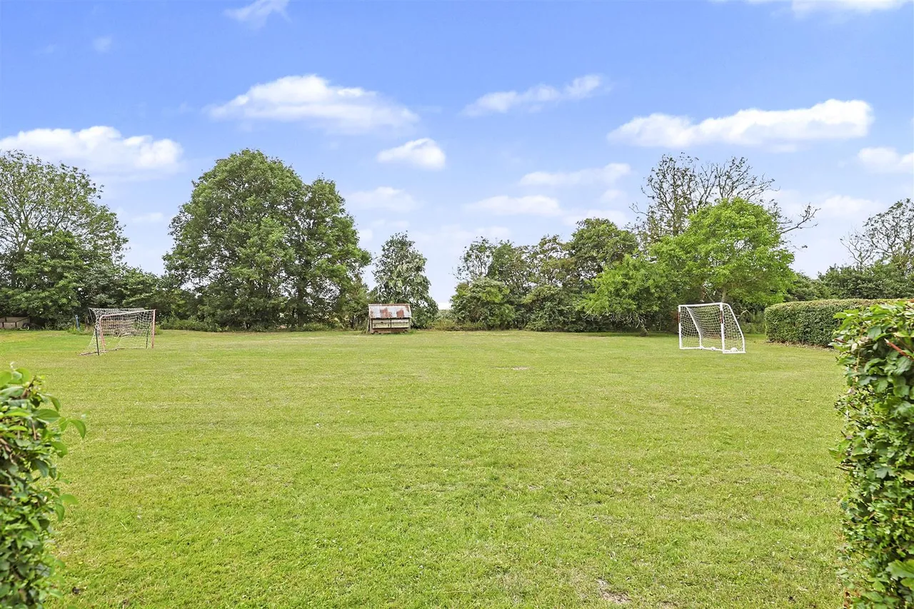 Maynards Lane, Little Sampford, CB10, photo 34