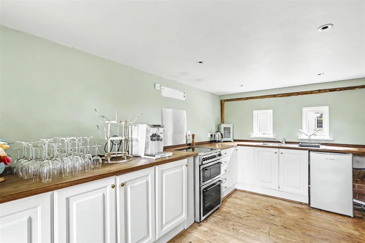 Maynards Lane, Little Sampford, CB10, photo 10