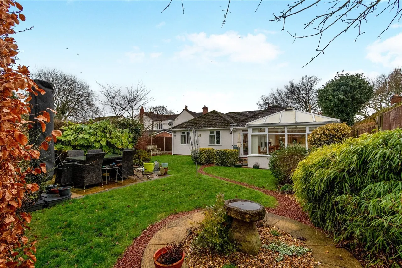 Queens Road, Calf Heath, Wolverhampton, Staffordshire, WV10, photo 28