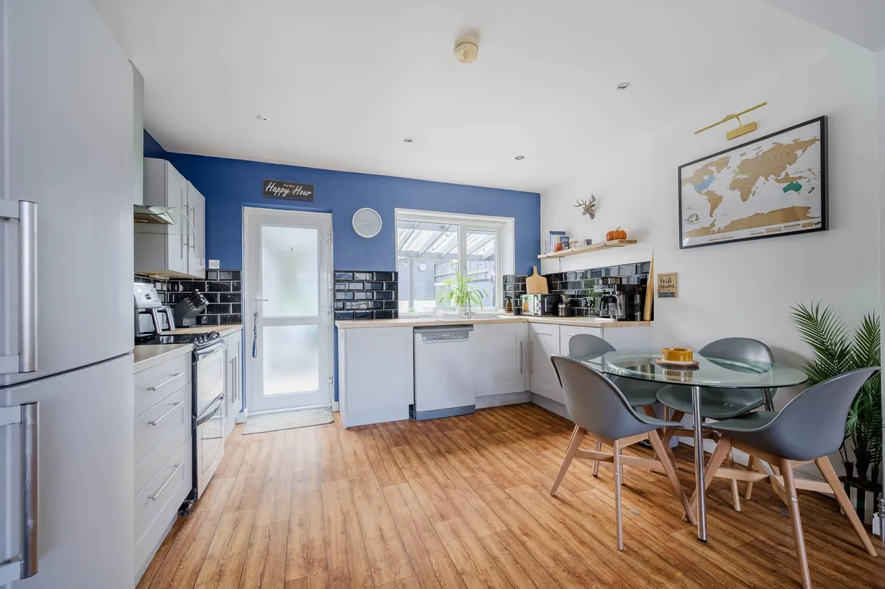 Priory End, holywood, BT18, photo 9