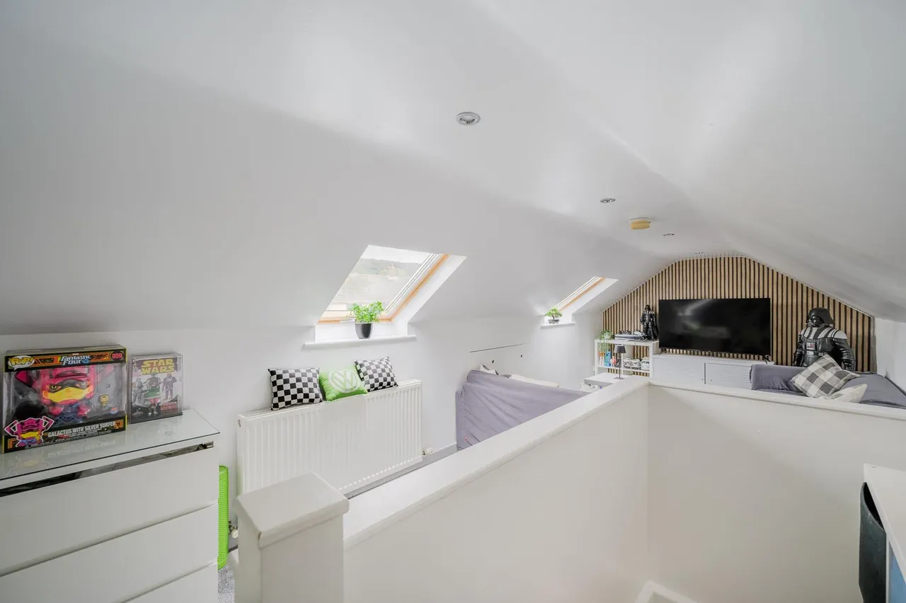 Priory End, holywood, BT18, photo 18