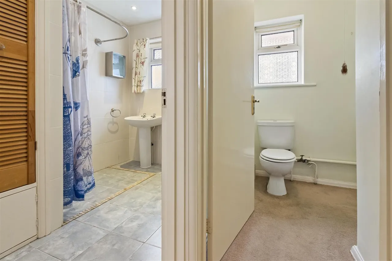 Southsea Avenue, Goring-By-Sea, photo 12