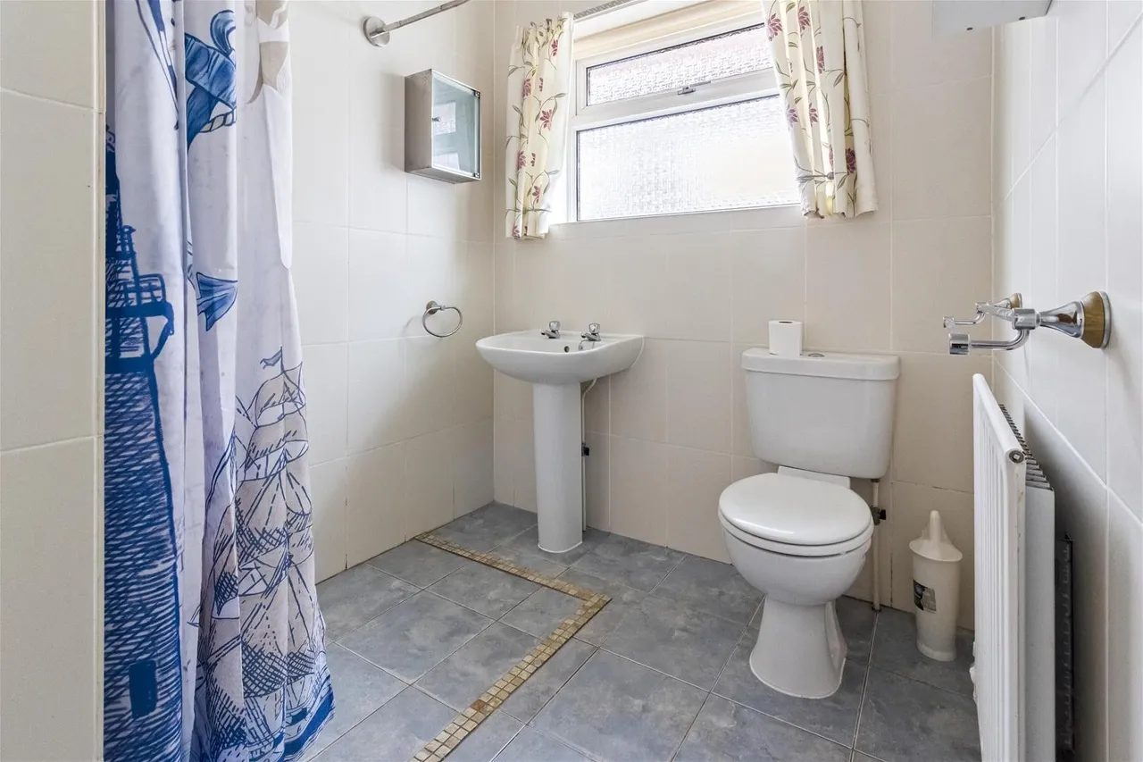 Southsea Avenue, Goring-By-Sea, photo 10