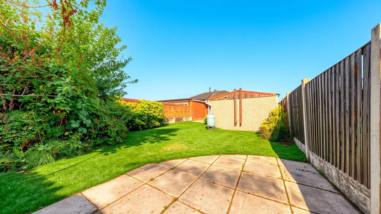 St. Albans Close, Haydock, WA11, photo 14