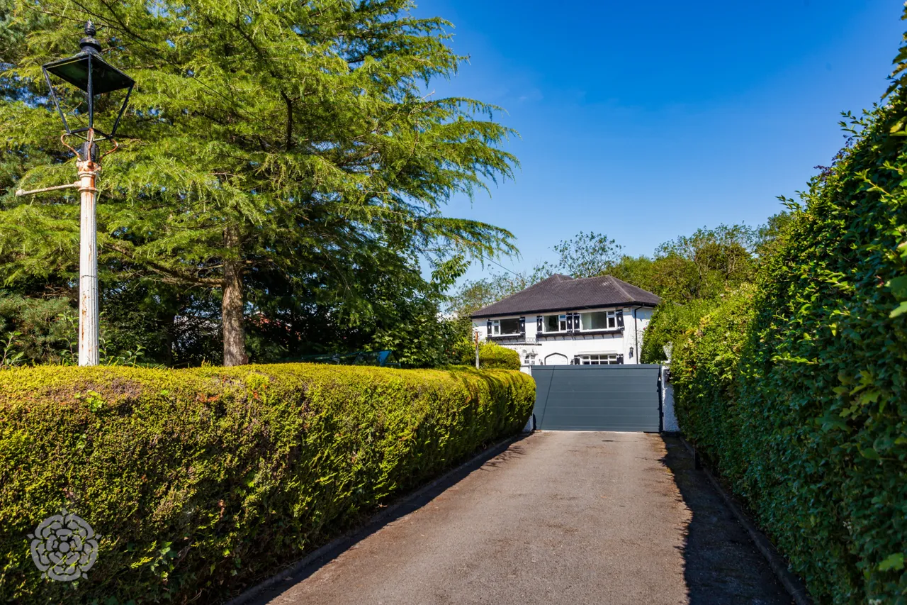 The White House, 36 Twiss Green Lane, Culcheth, Warrington, WA3 4BZ, photo 47