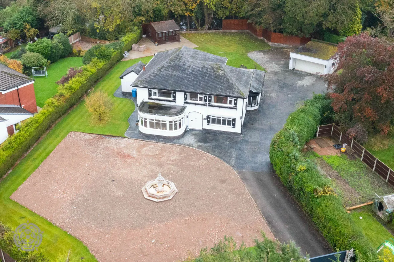 4 bed house for sale — The White House, 36 Twiss Green Lane, Culcheth, Warrington, WA3 4BZ
