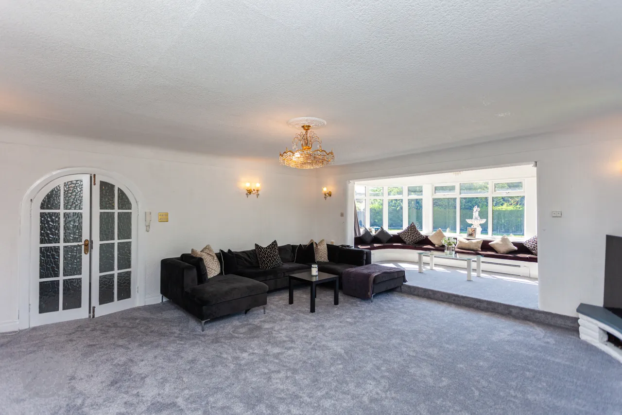 The White House, 36 Twiss Green Lane, Culcheth, Warrington, WA3 4BZ, photo 54
