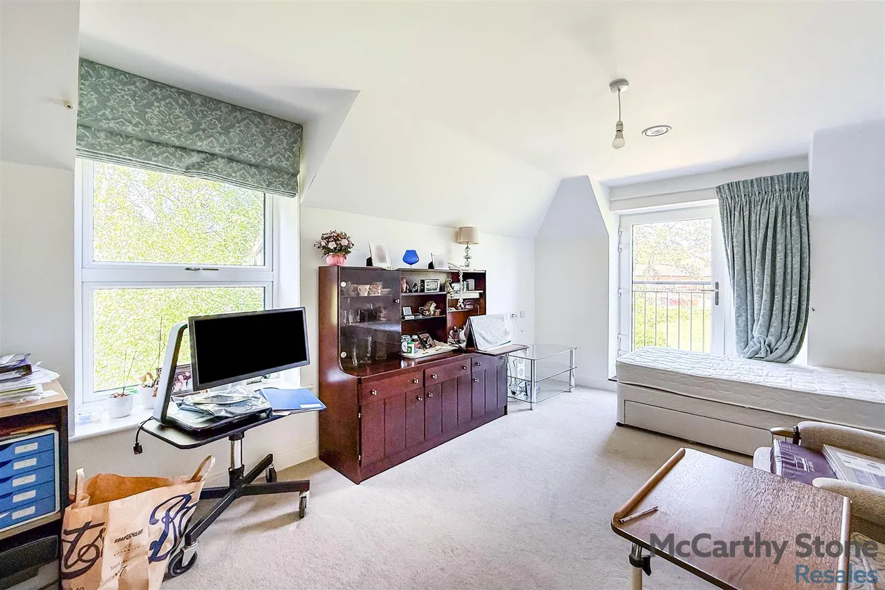St. Giles Mews, Stony Stratford, MK11, photo 5