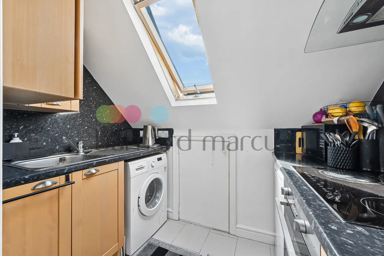 Green Lane, THORNTON HEATH, photo 3