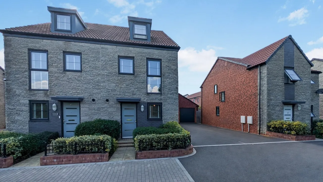3 bed house for sale, Taylor Crescent, Yate, BS37