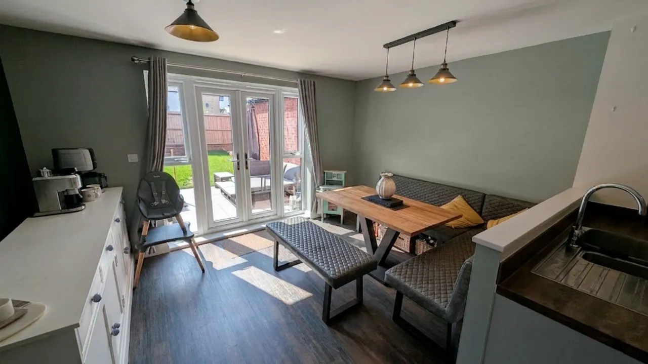 Taylor Crescent, Yate, BS37, photo 3