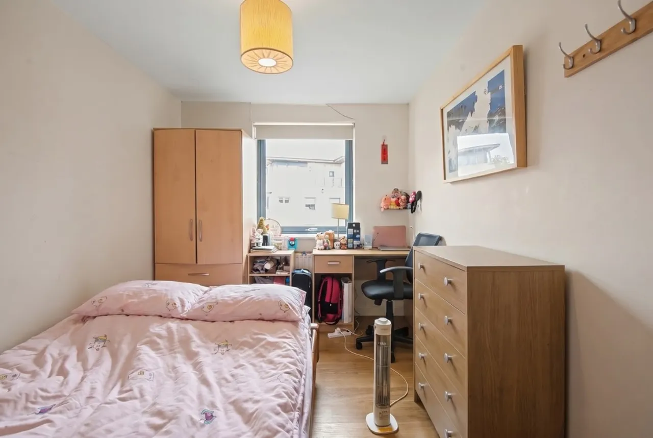 Empress Court, Woodins Way, photo 8