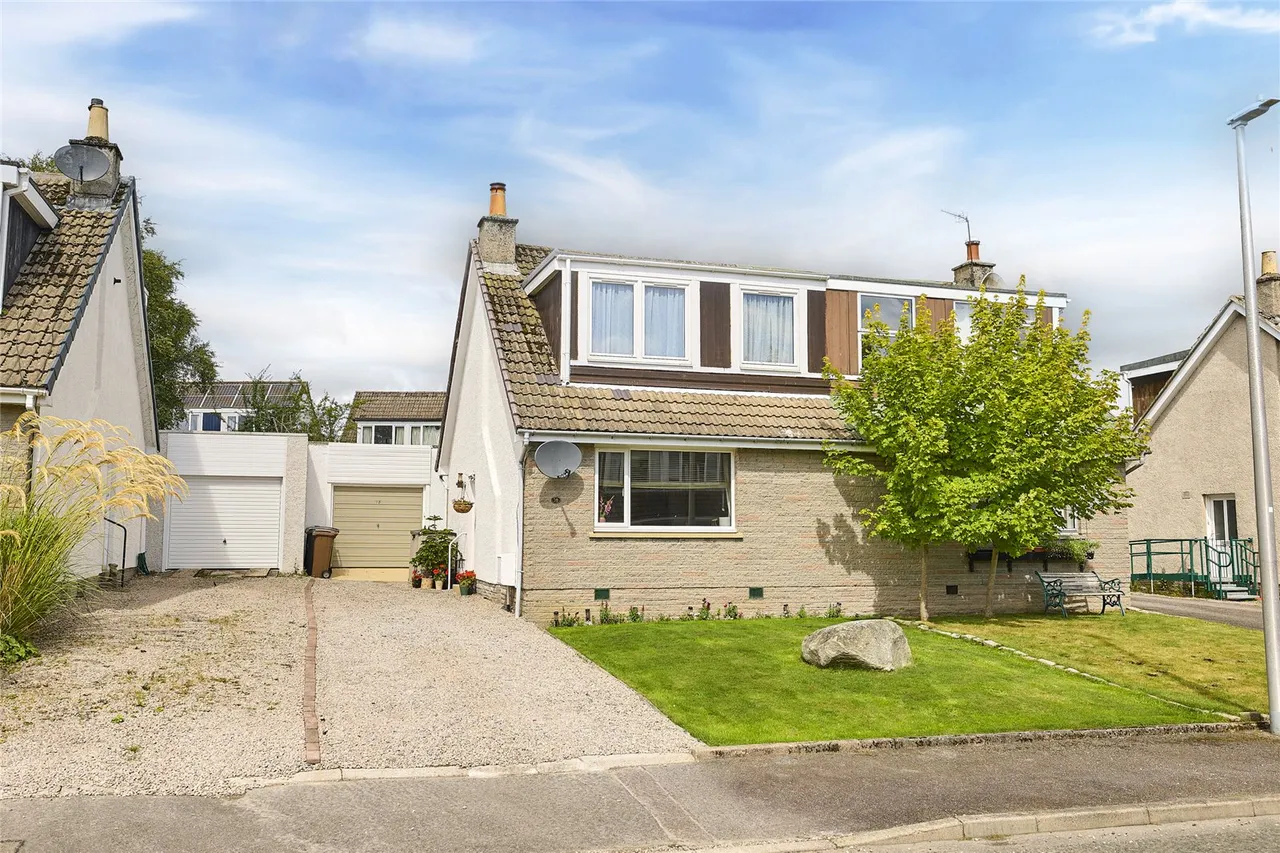 2 bed house for sale, Binghill Park, Milltimber, AB13