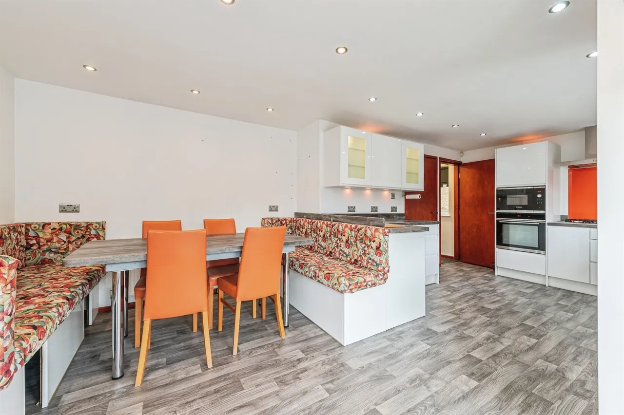 Brooke Street, Rastrick, Brighouse, photo 3