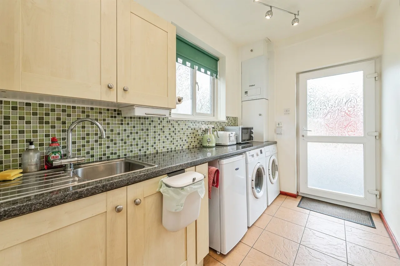 Brooke Street, Rastrick, Brighouse, photo 7