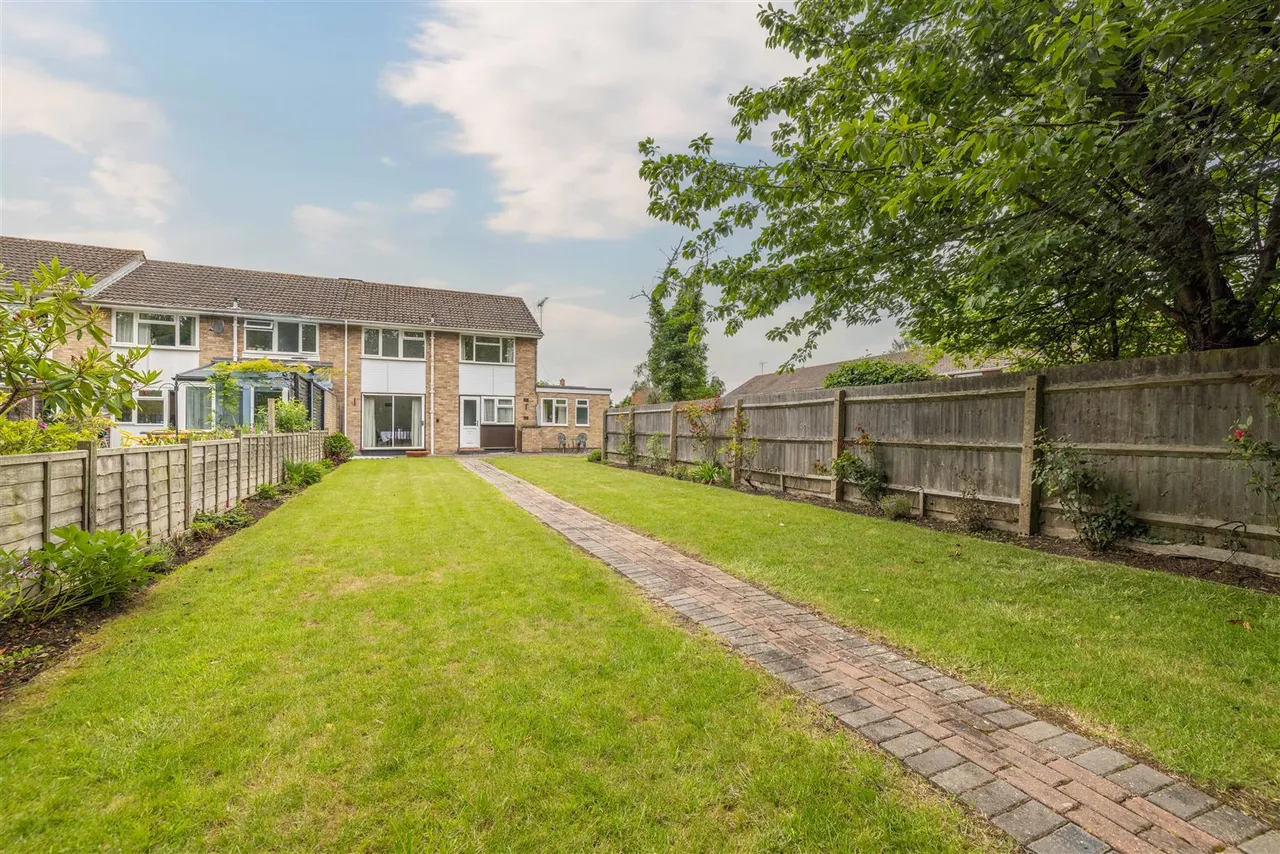 Knights Close, Windsor, SL4 5QR, photo 17