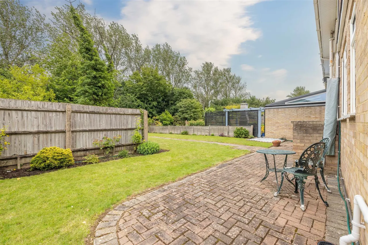 Knights Close, Windsor, SL4 5QR, photo 18